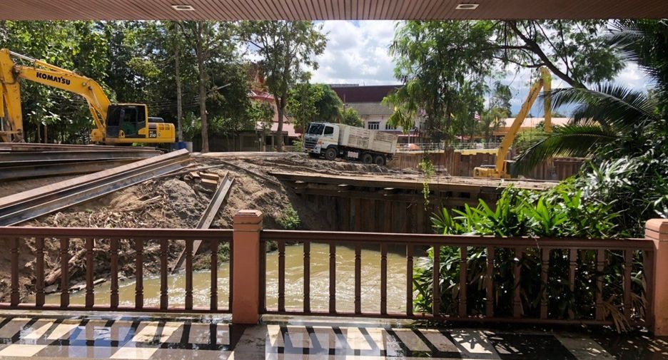 For sale 4 bedrooms office in Ban Khai, Rayong