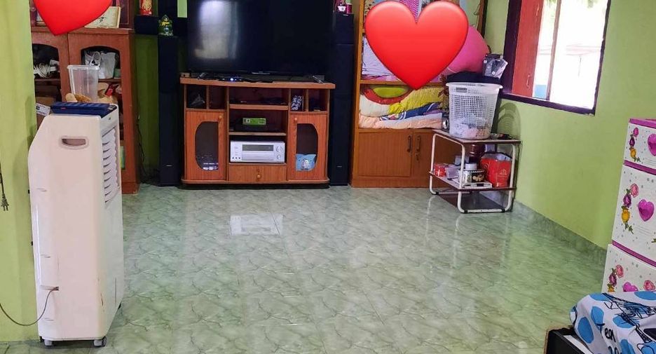 For sale studio house in Nong Bua, Nakhon Sawan