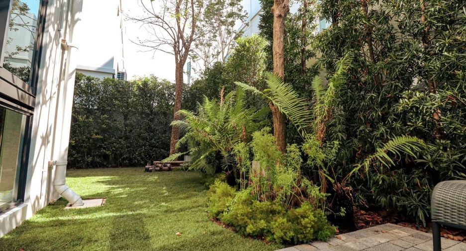 Haus zur Miete und zum Kauf mit 5 Zimmer in Saphan Sung, Bangkok