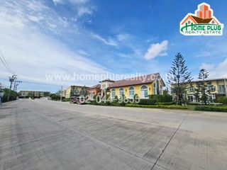 For sale 4 ベッドルーム townhouse in Mueang Samut Prakan, Samut Prakan