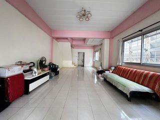 For sale 2 bedrooms townhouse in Si Racha, Chonburi