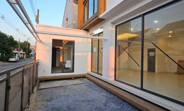 For sale 4 Beds house in Lat Phrao, Bangkok