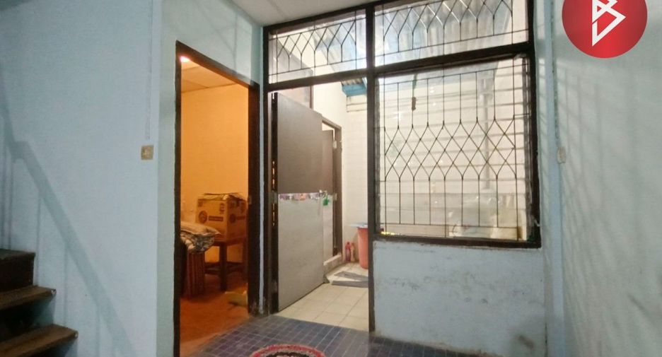 For sale 2 bed townhouse in Lak Si, Bangkok