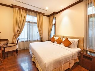 Casa en alquiler de 4 habitaciones en Sathon, Bangkok