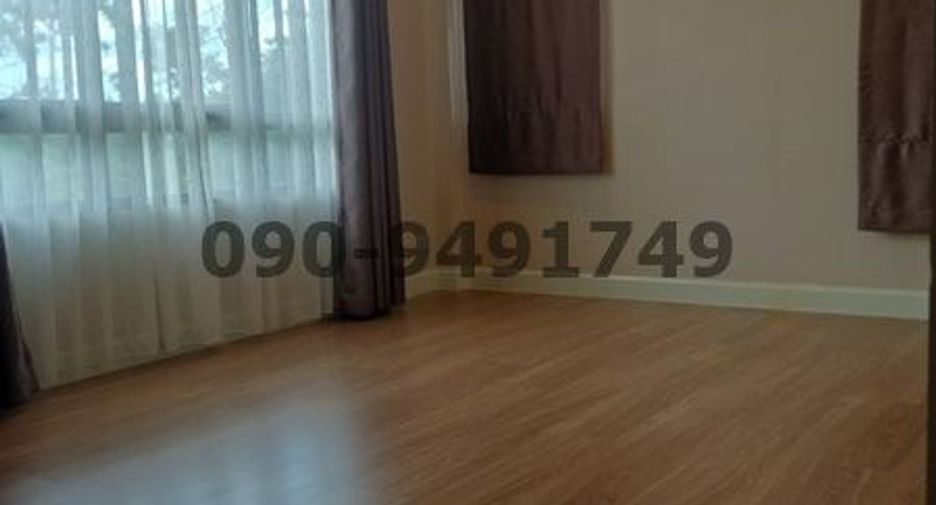 For rent 4 bedrooms house in Bang Khen, Bangkok