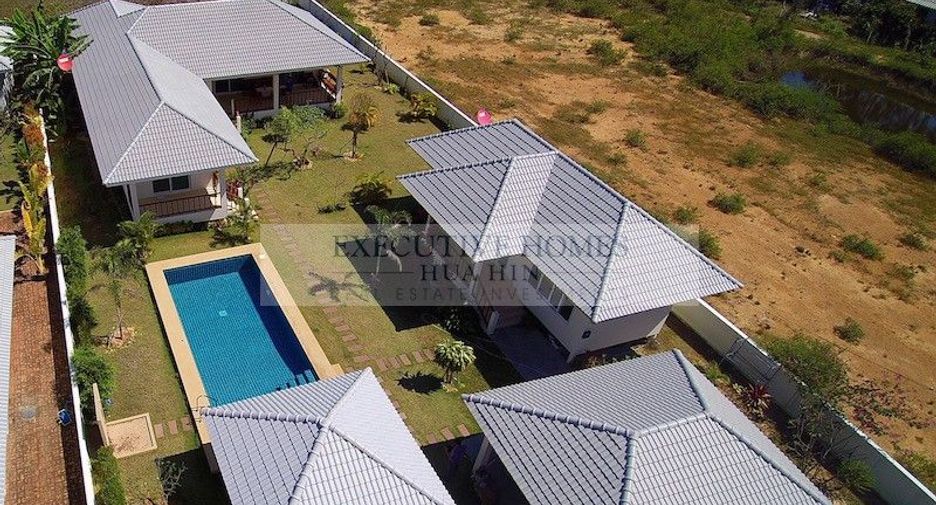 For sale 3 bed apartment in Sam Roi Yot, Prachuap Khiri Khan