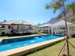 For sale 3 bed apartment in Sam Roi Yot, Prachuap Khiri Khan