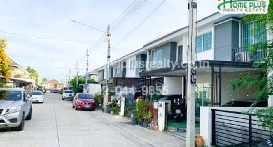 Reihenhaus zum Kauf mit 3 Zimmer in Mueang Pathum Thani, Pathum Thani