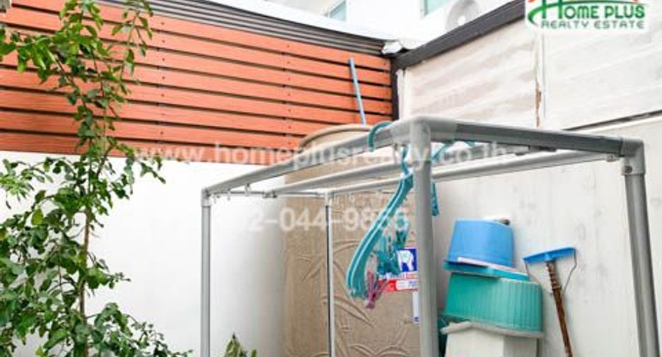 Reihenhaus zum Kauf mit 3 Zimmer in Mueang Pathum Thani, Pathum Thani
