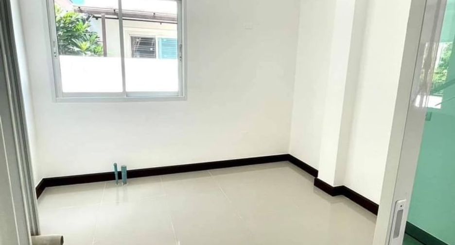 For sale 3 bedrooms house in Bang Lamung, Chonburi