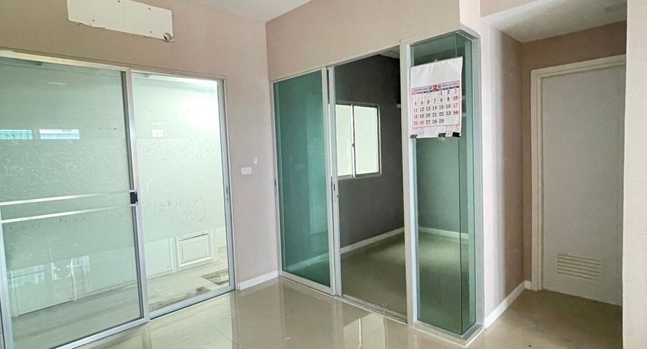 À vendre 3 chambres maison à Thung Khru, Bangkok