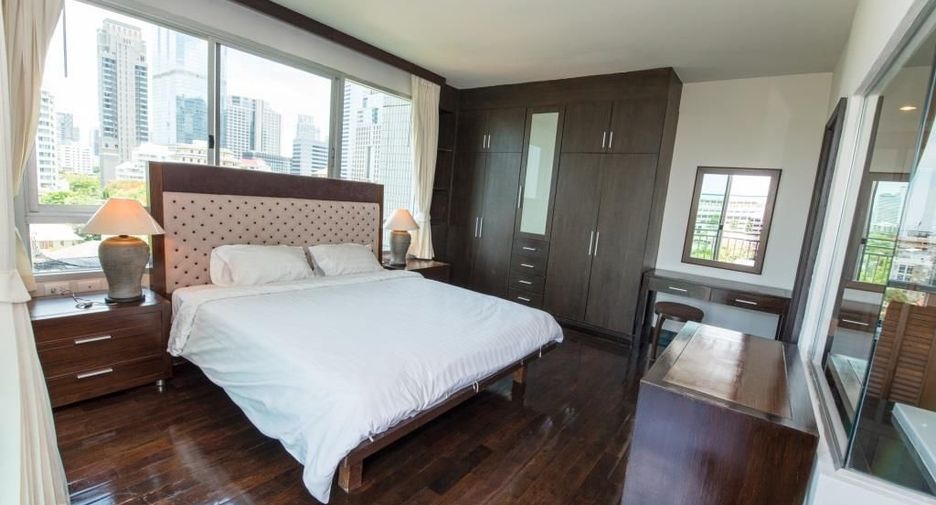 Apartamento en alquiler de 4 habitaciones en Sathon, Bangkok
