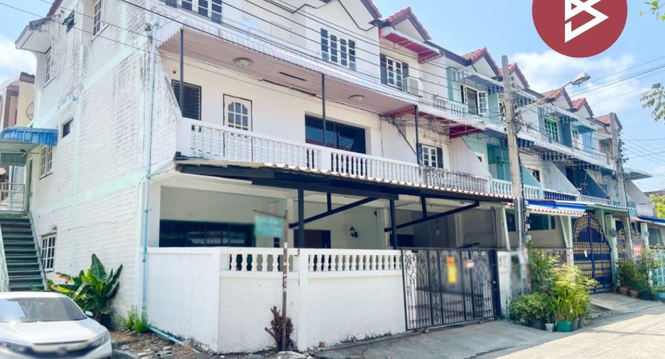 For sale 6 bed townhouse in Thung Khru, Bangkok