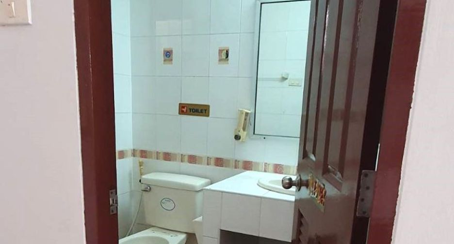 出售 4 卧室 独立屋 在 Khlong Sam Wa, 曼谷