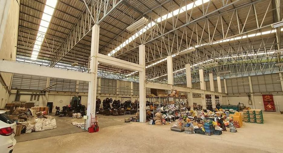 For sale 5 Beds warehouse in Mueang Samut Sakhon, Samut Sakhon