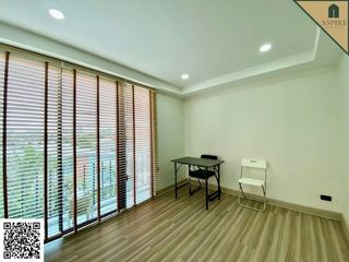 For sale 3 bed office in Phra Khanong, Bangkok