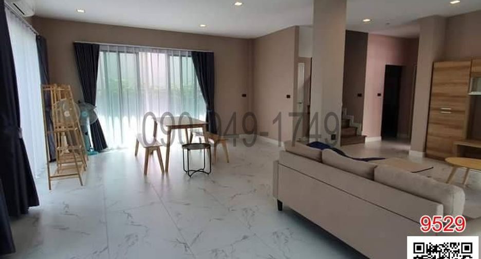 For rent 3 bed house in Chatuchak, Bangkok