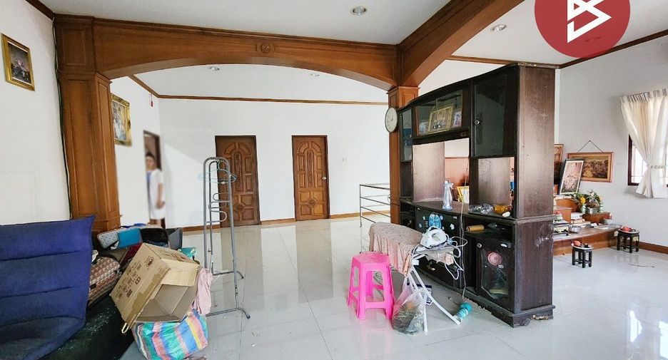 For sale 4 bed house in Mueang Chon Buri, Chonburi