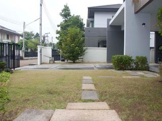 For rent 3 bedrooms house in Mueang Chiang Mai, Chiang Mai