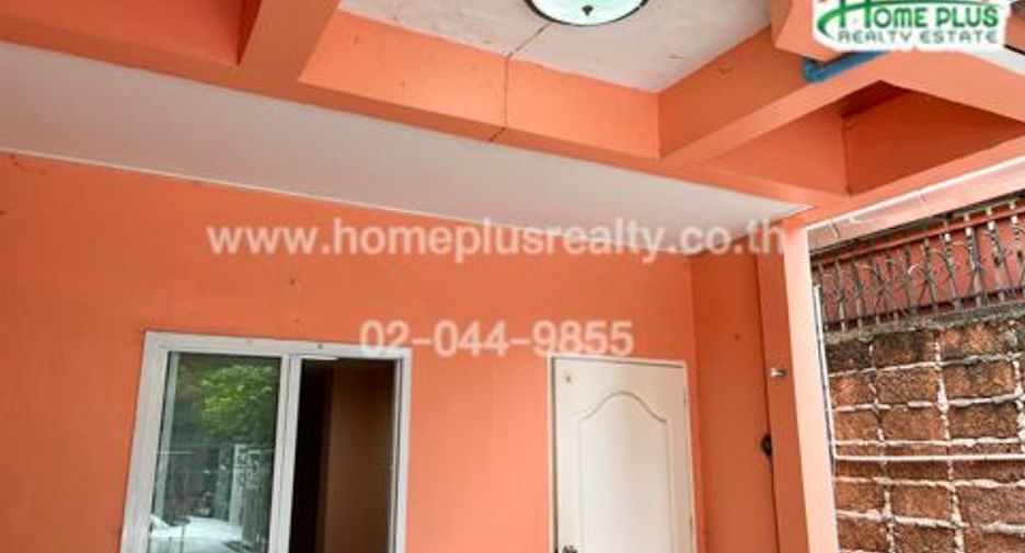 For sale 2 bedrooms townhouse in Khlong Sam Wa, Bangkok
