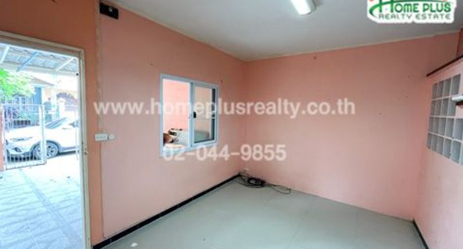 For sale 2 bedrooms townhouse in Khlong Sam Wa, Bangkok