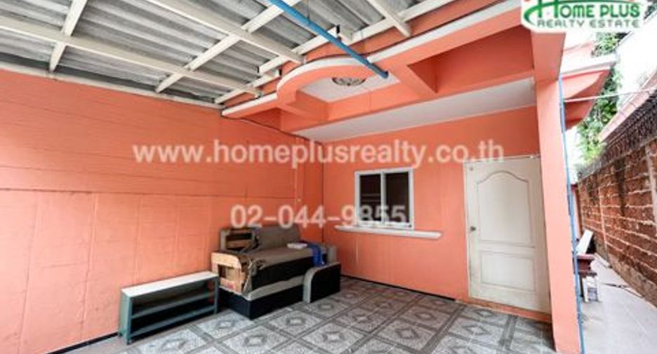 For sale 2 bedrooms townhouse in Khlong Sam Wa, Bangkok
