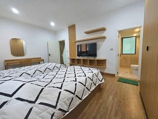 Casa adosada en alquiler de 2 habitaciones en Suan Luang, Bangkok