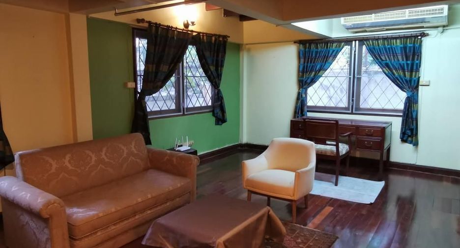 For rent 3 bedrooms house in Phaya Thai, Bangkok