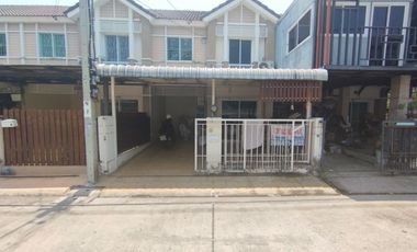 Casa adosada en venta de 3 habitaciones en Mueang Nonthaburi, Nonthaburi