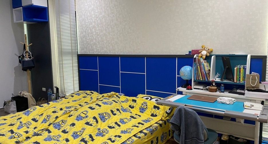 Haus zum Kauf mit 4 Zimmer in Lat Phrao, Bangkok