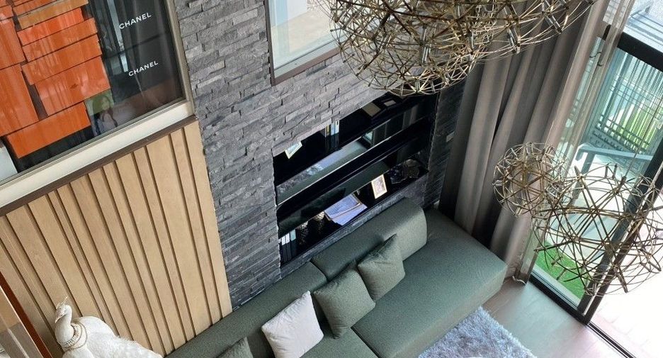 Haus zum Kauf mit 4 Zimmer in Lat Phrao, Bangkok