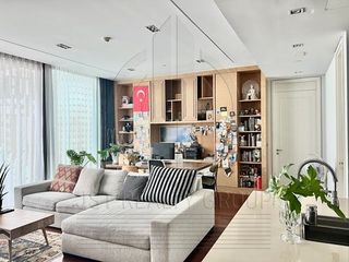 For sale 2 ベッドルーム condo in Khlong Toei, Bangkok