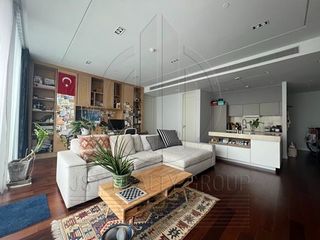 For sale 2 ベッドルーム condo in Khlong Toei, Bangkok