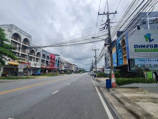 Casa adosada en venta de 3 habitaciones en Mueang Rayong, Rayong