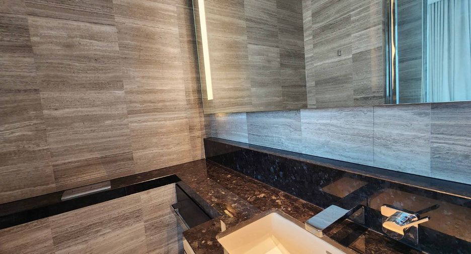 Condo en venta de 4 habitaciones en Bang Kho Laem, Bangkok