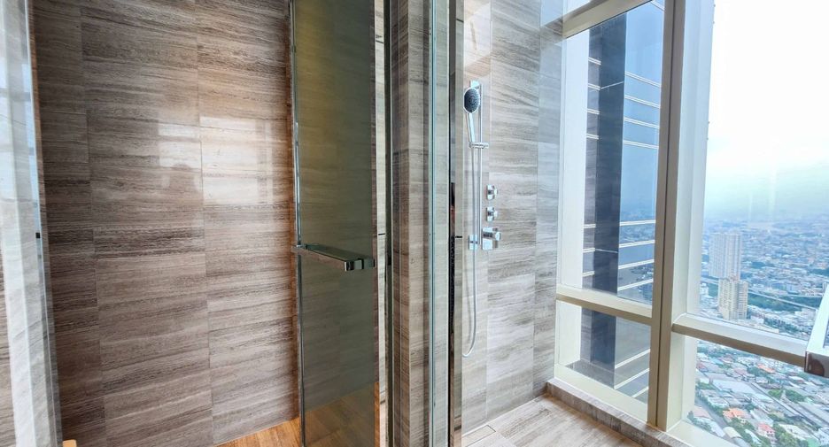 Condo en venta de 4 habitaciones en Bang Kho Laem, Bangkok