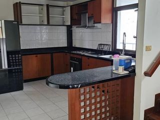 For rent 3 bedrooms house in Khlong Toei, Bangkok
