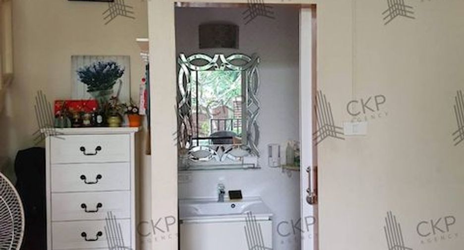 Haus zum Kauf mit 1 Zimmer in Bang Sue, Bangkok