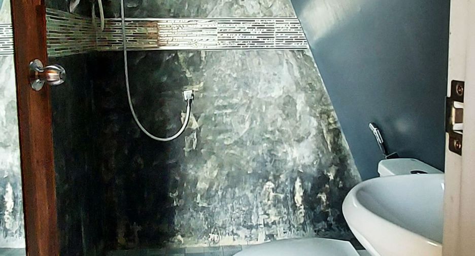 Продажа 9 спальни отель в Клаенг, Районг
