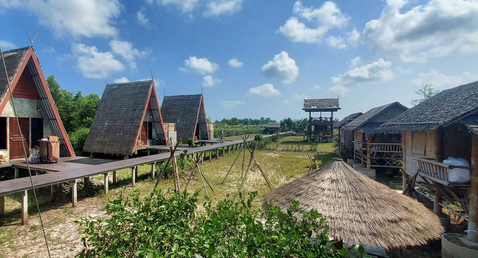 Продажа 9 спальни отель в Клаенг, Районг