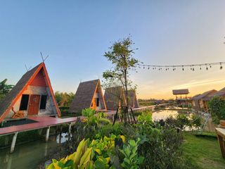 For sale 9 bed hotel in Klaeng, Rayong