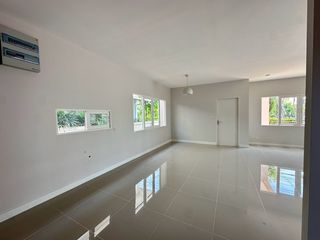 For sale 3 bedrooms house in Bang Khun Thian, Bangkok