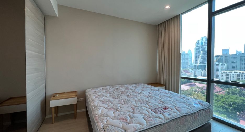À louer et à vendre 2 chambres condo à Watthana, Bangkok