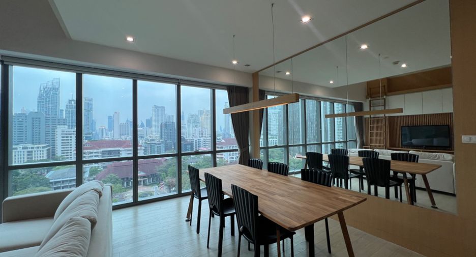 À louer et à vendre 2 chambres condo à Watthana, Bangkok