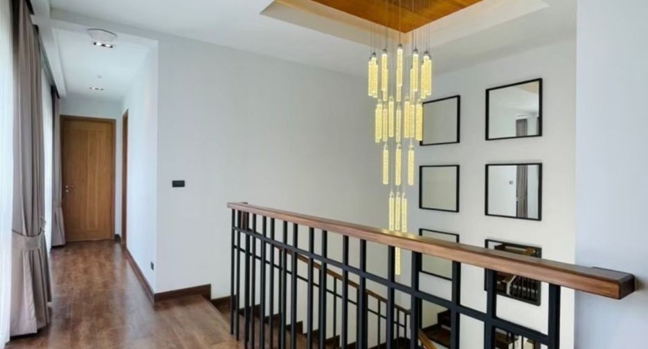 For rent 5 bedrooms villa in Mueang Chiang Mai, Chiang Mai