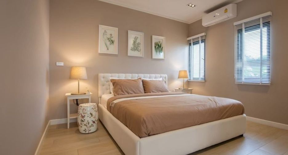 For rent 5 bedrooms villa in Mueang Chiang Mai, Chiang Mai
