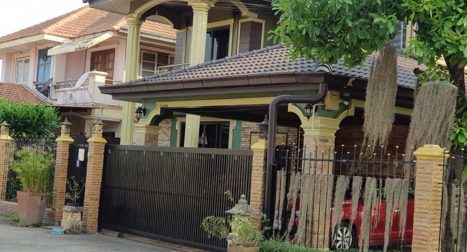 For sale 4 bed house in Mueang Uttaradit, Uttaradit