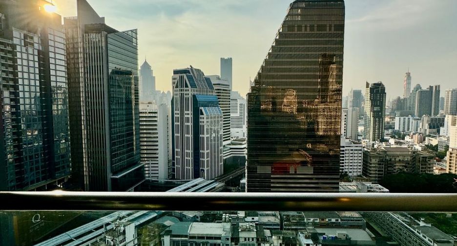 Condo en alquiler y en venta de 1 habitaciones en Khlong Toei, Bangkok