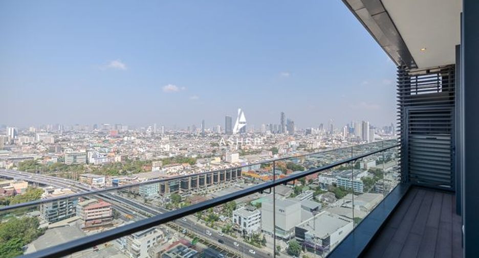 Condo en alquiler y en venta de 3 habitaciones en Bang Kho Laem, Bangkok