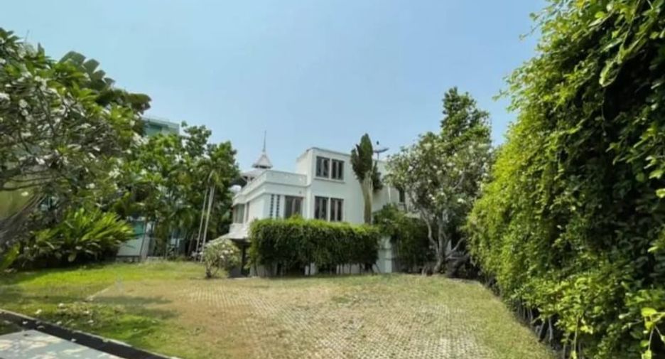 出售 5 卧室 别墅 在 Bang Lamung, Chon Buri